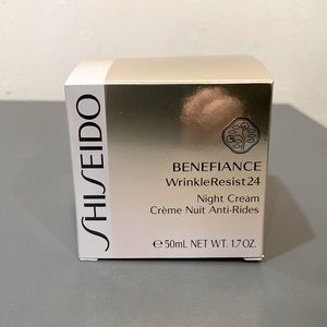 Benefiance WrinkleResist24 night cream